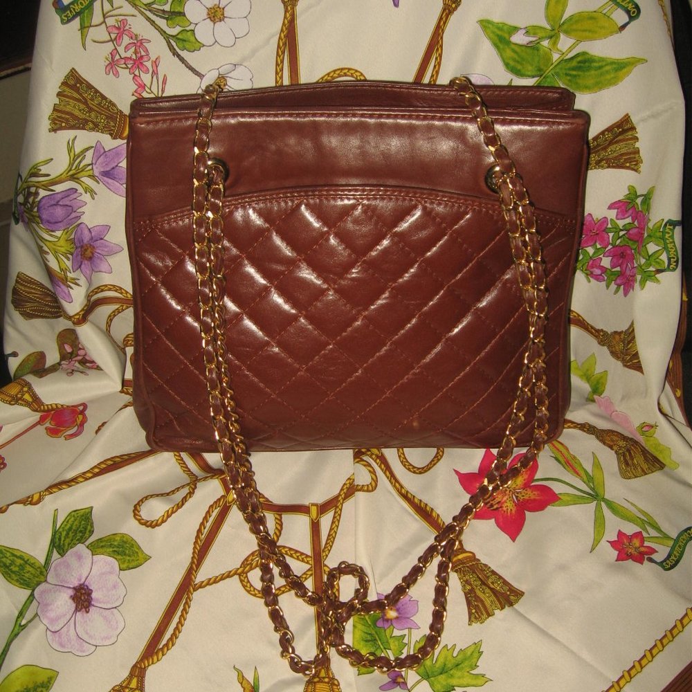 ❤️LOUISE FONTAINE CHOCOLATE BROWN QUILTED LEATHER 4 COMPARTMENT CHAIN BAG PURSE